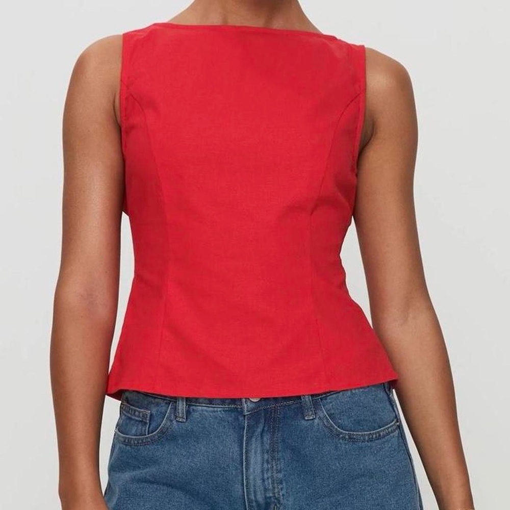 New with retail tag, Princess Polly Lilitina top red.

Price firm.